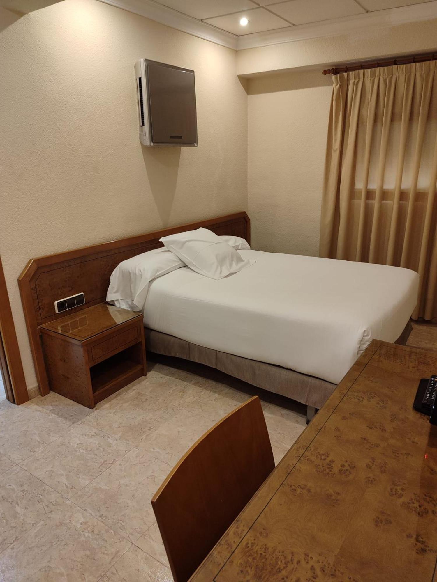 Hostal Moreno Silla Ngoại thất bức ảnh
