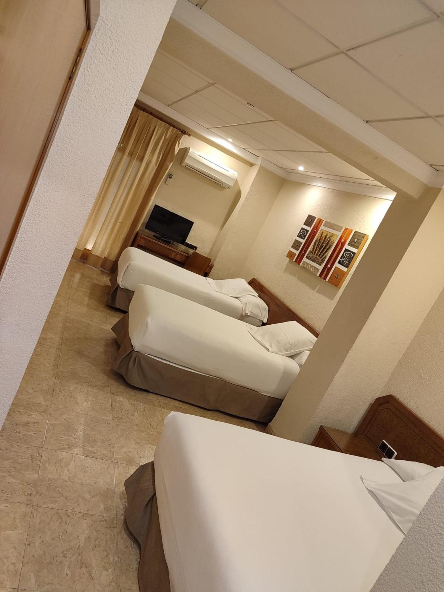 Hostal Moreno Silla Ngoại thất bức ảnh